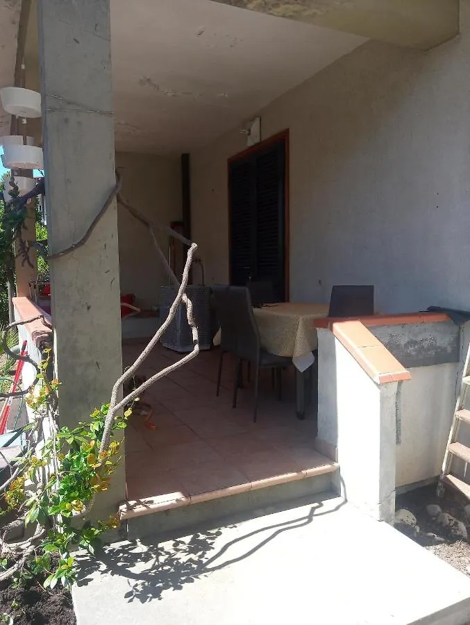 Casa Vacanze Claudia A Torre Del Lago Puccini Apartment 0*,