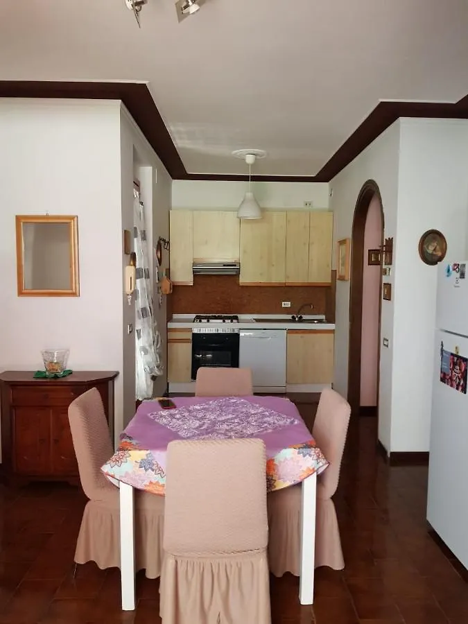 Casa Vacanze Claudia A Torre Del Lago Puccini Apartment Italy